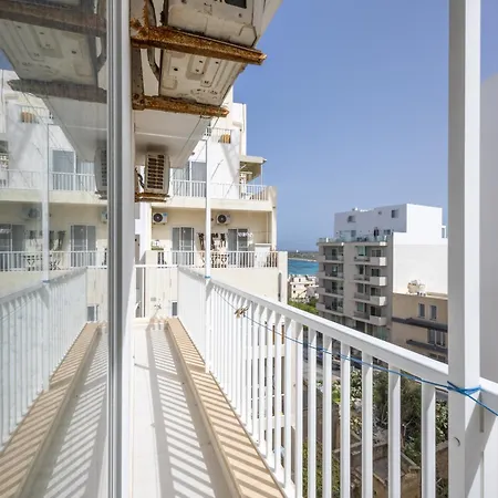 Modern 3br W Terrace Near Beaches & Restaurants By Quicktrips Lejlighed San Pawl il-Baħar