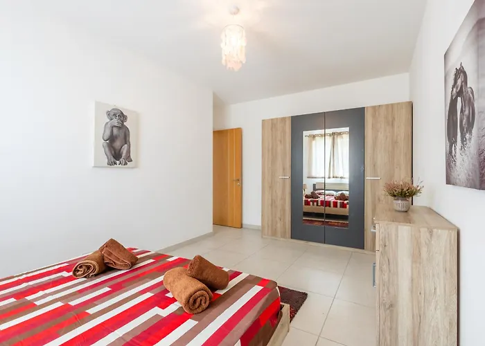 Modern 3br W Terrace Near Beaches & Restaurants By Quicktrips Apartament St. Paul's Bay